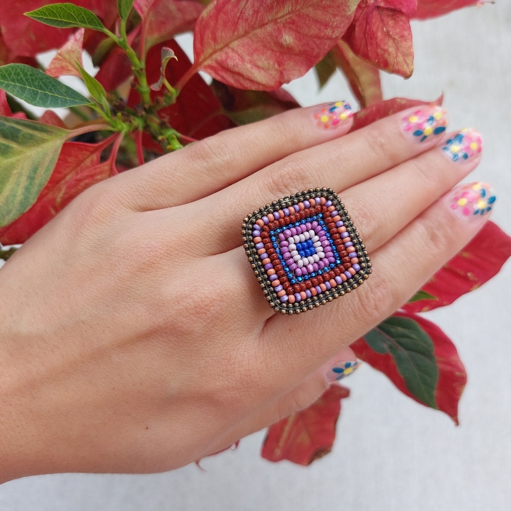 🌺 Fun Beaded Ring